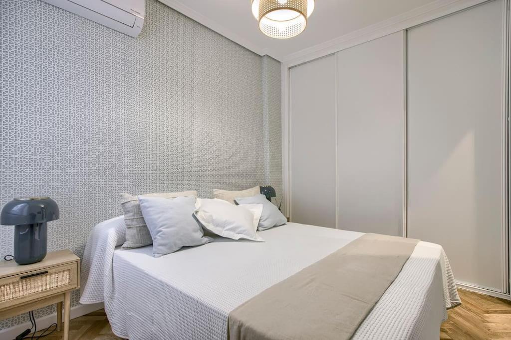 New&Beatiful&Central Apartment*El Balcon De Chueca Madrid Luaran gambar