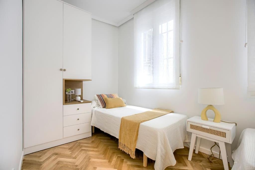 New&Beatiful&Central Apartment*El Balcon De Chueca Madrid Luaran gambar